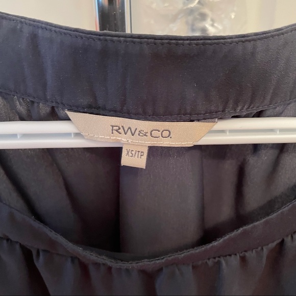 RW&Co top - Picture 2 of 2